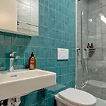 Bank House M 102 - Griwa Rent *